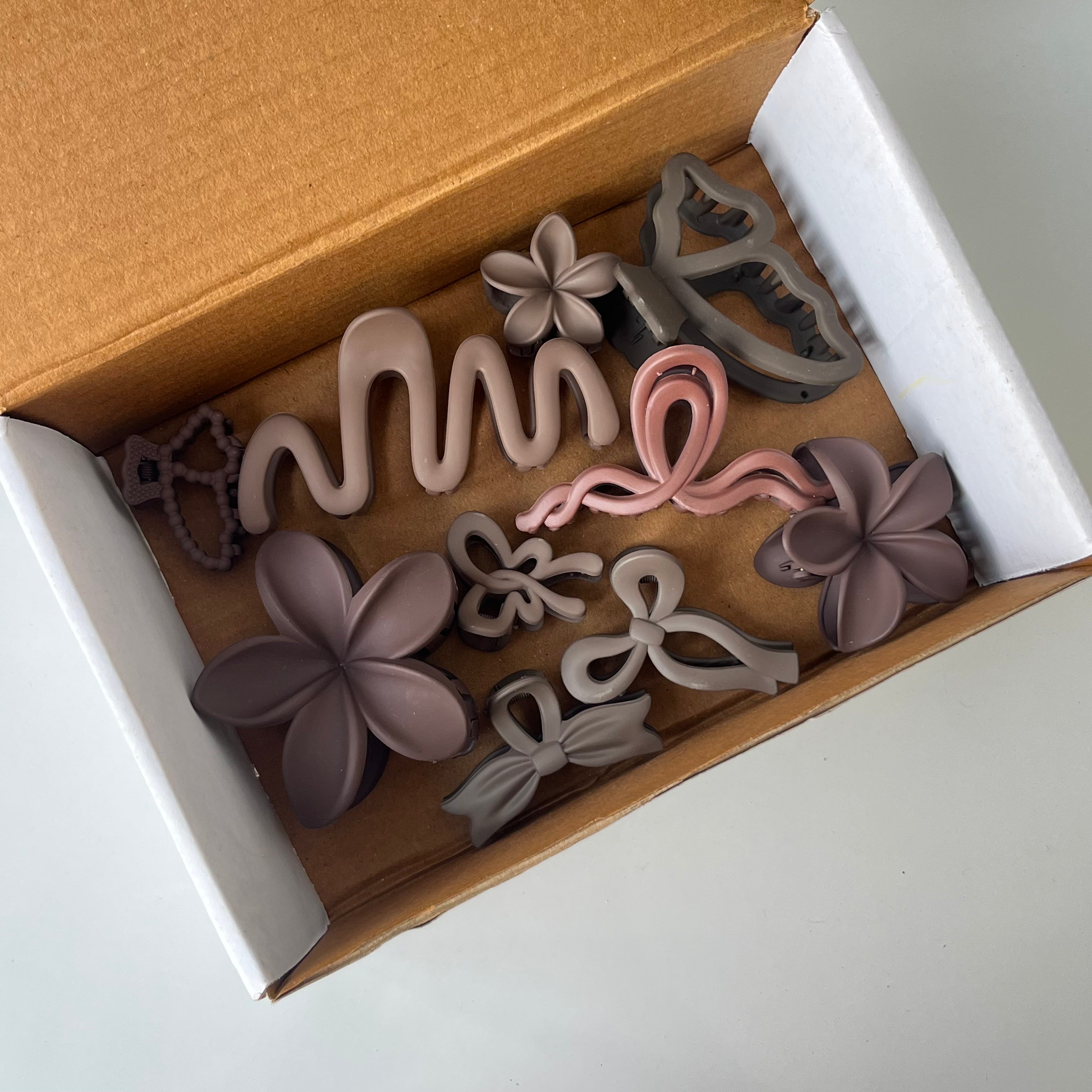 Dusty Rose Charm – Hair Claw Combo (Set of 10)